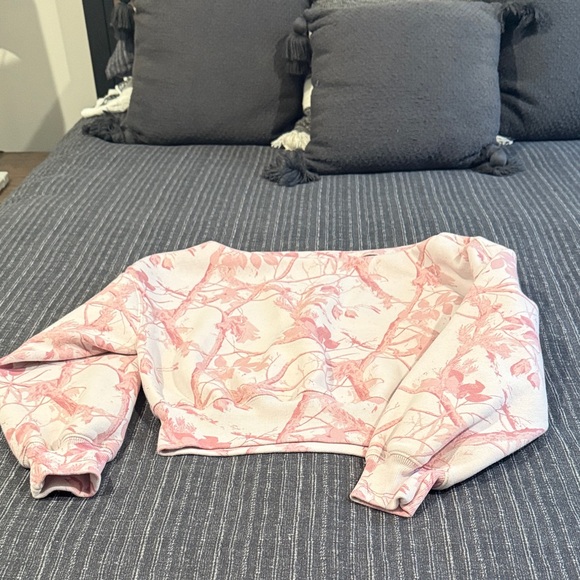 Abercrombie & Fitch Pink Camo Sunday Set - Picture 3 of 9